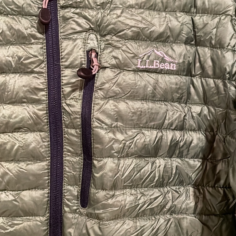 L.L. Bean Mens Pimaloft Packable Jacket - image 2